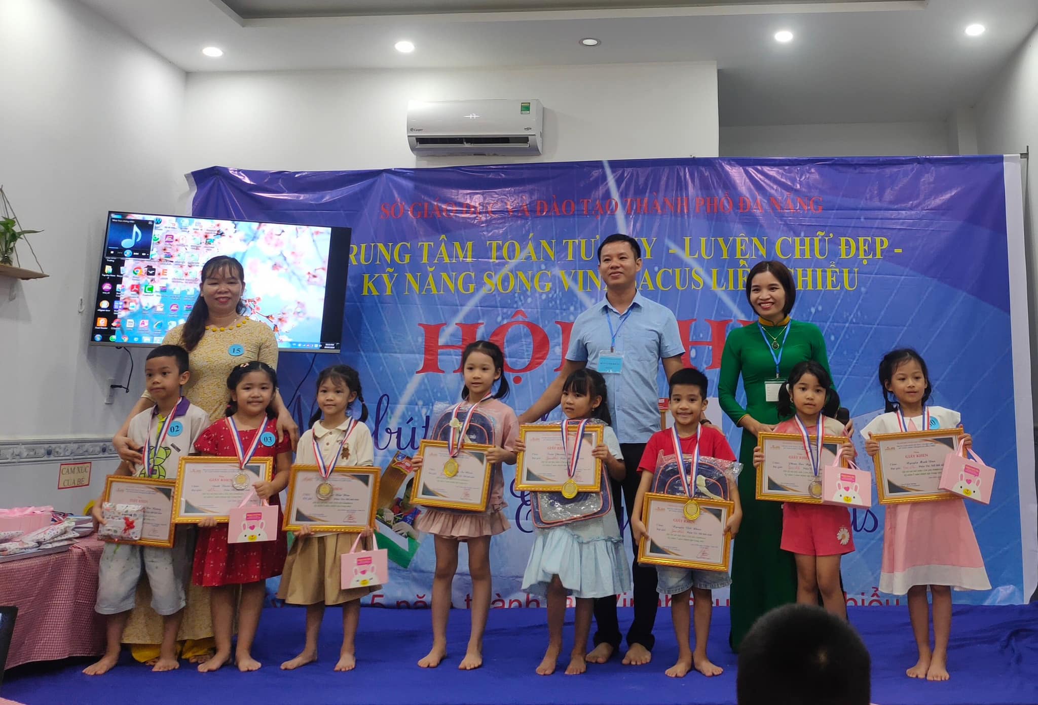toan tu duy lien chieu min