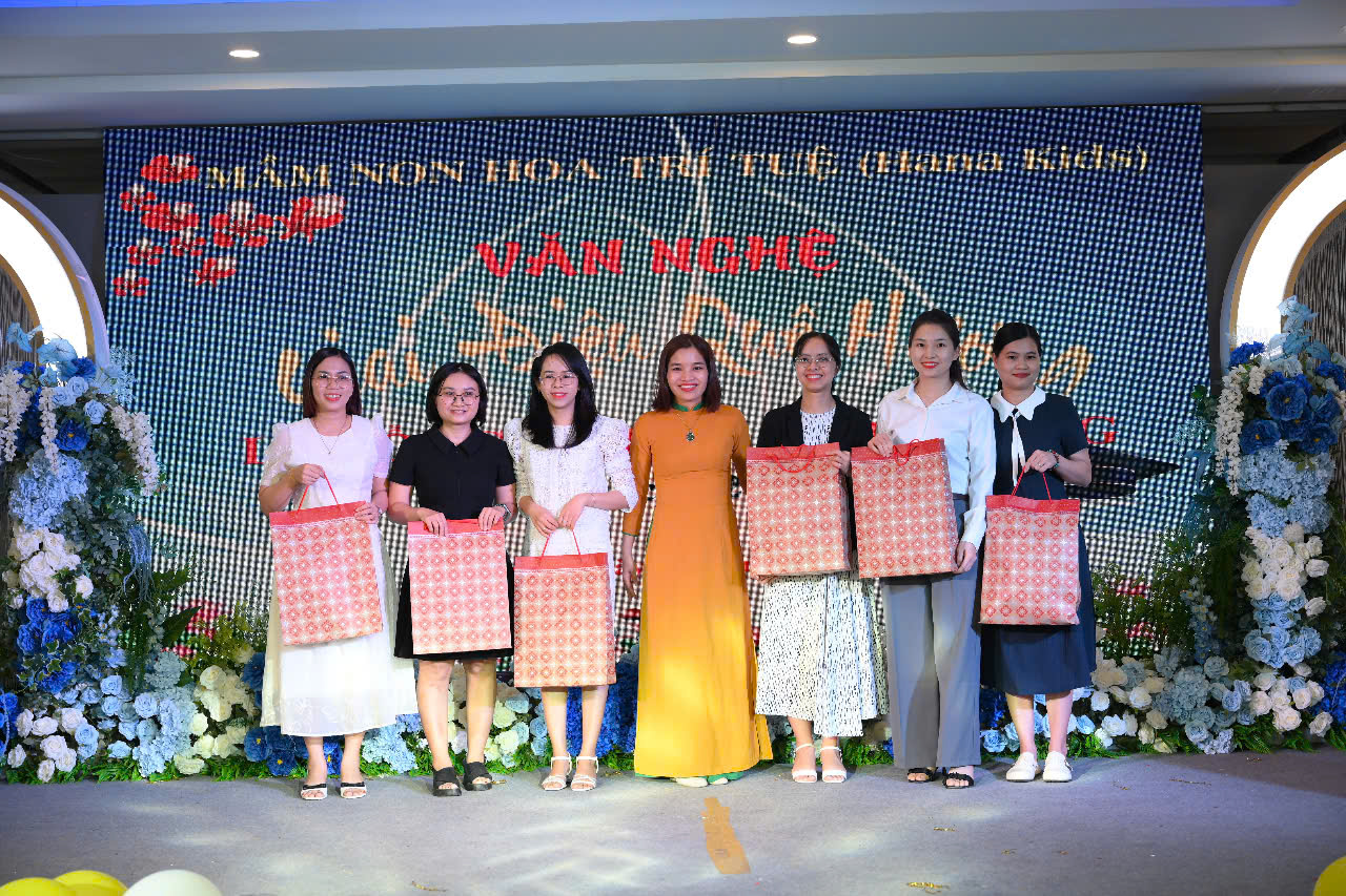 Bế giảng năm học 2024-2025 4 z6826335952817 5daba975f604d2c04e2a2cb35176634b