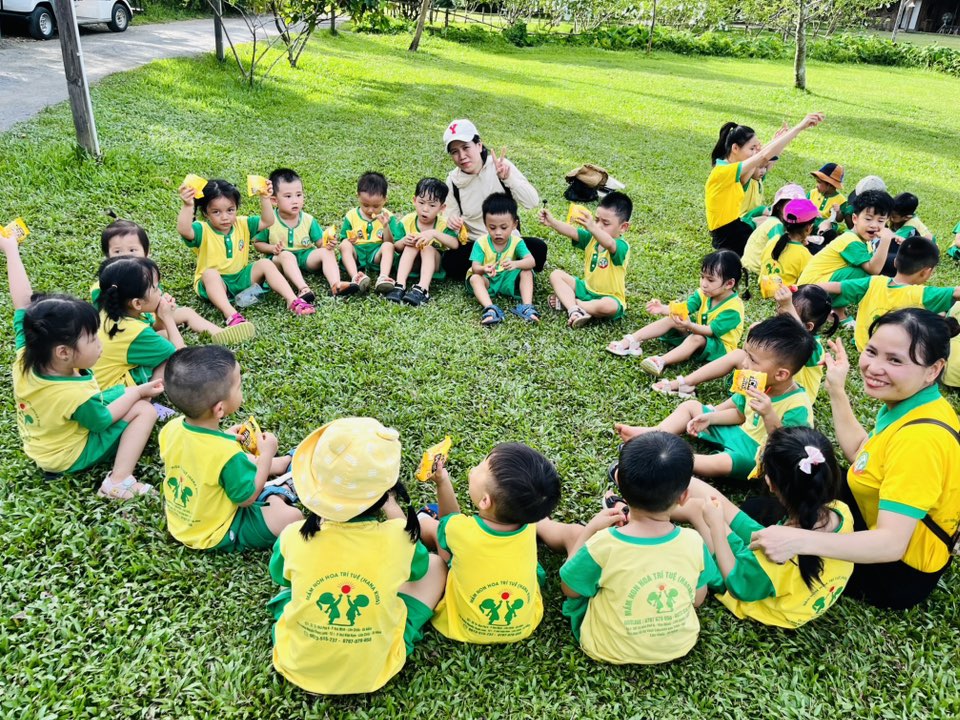 Hoạt động dã ngoại tháng 7/2025 tại "The farm'' 3 525462983 741560765472136 8574205041049898486 n