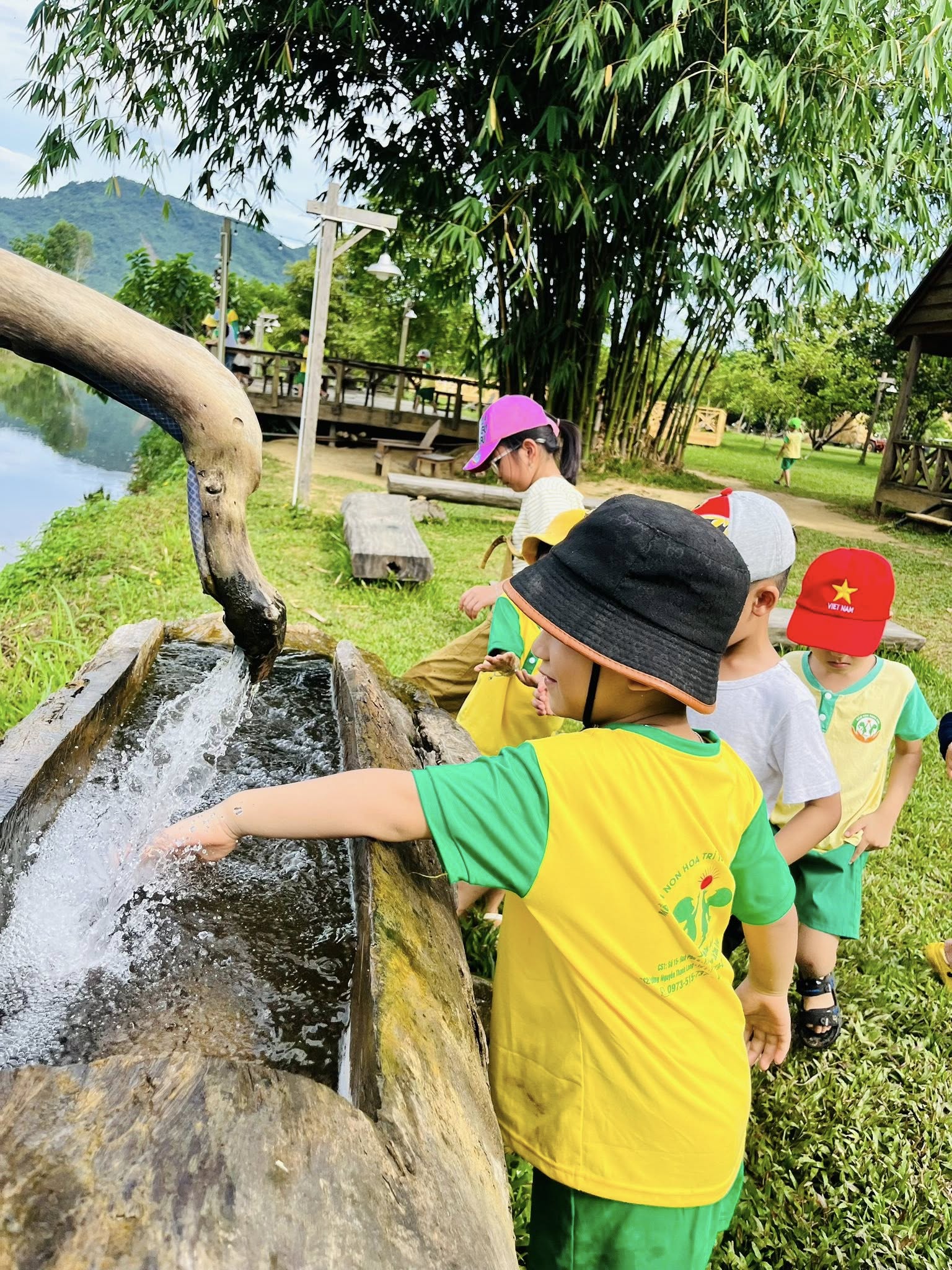 Hoạt động dã ngoại tháng 7/2025 tại "The farm'' 8 525943222 1355095083286116 2448618364110833802 n