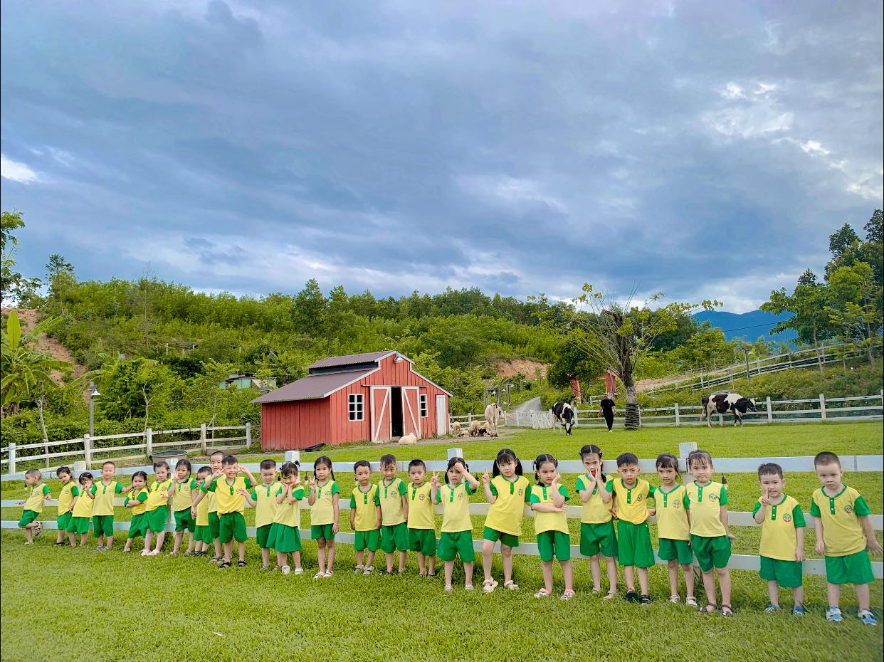 Hoạt động dã ngoại tháng 7/2025 tại "The farm'' 15 528598239 1915411639192340 3781141445546720595 n