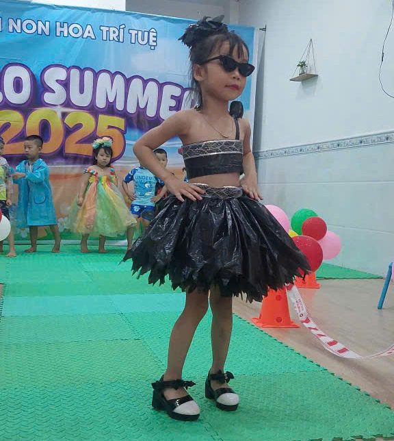 z7069915890360 4d18d5c370ba493bece02bba1fffe16b e1760065854997