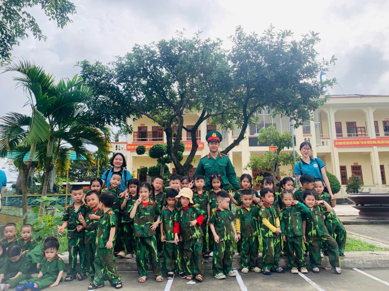 HOẠT ĐỘNG TRẢI NGHIỆM BÉ LÀM CHÚ BỘ ĐỘI VÀ THAM QUAN ĐƠN VỊ 409 28 z7323790344288 67a73de09c794bc1c6c01ab45b48f20e